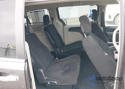 2016 Chrysler Town & Country Touring из США, поврежденный, VIN 2C4RC1BG0GR135509